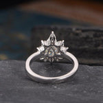 Load image into Gallery viewer, 1.00CT PEAR CUT ROSE GOLD CURVED SHAPED CROWN MOISSANITE ENGAGEMENT RING MATCHING BANDSET