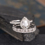 Load image into Gallery viewer, 1.00CT PEAR CUT WHITE GOLD BRIDAL SET DIAMOND HALO ANTIQUE MOISSANITE ENGAGEMENT RING