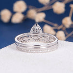 Load image into Gallery viewer, 1.00CT PEAR CUT WHITE GOLD HALO MOISSANITE ENGAGEMENT RING 3PCS WEDDING BRIDAL SET