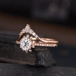 Load image into Gallery viewer, 1.00CT ROUND CUT HALO SET HALF ETERNITY ARROW WEDDING BAND MOISSANITE ENGAGEMENT RING
