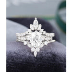 Load image into Gallery viewer, 1.25CT OVAL CURVED MARQUISE CUT MOISSANITE BRIDAL RING SET WITH MATCHING BAND