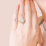 Load image into Gallery viewer, CHER ROUND CUT MOISSANITE ENGAGEMENT RING