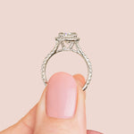 Load image into Gallery viewer, ENVY ROUND CUT MOISSANITE ENGAGEMENT RING