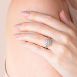 Load image into Gallery viewer, GLOW ROUND CUT MOISSANITE ENGAGEMENT RING