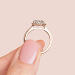 Load image into Gallery viewer, POET ROUND CUT MOISSANITE ENGAGEMENT RING