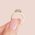 Load image into Gallery viewer, POET ROUND CUT MOISSANITE ENGAGEMENT RING