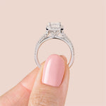 Load image into Gallery viewer, VARA RADIANT CUT MOISSANITE ENGAGEMENT RING