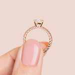 Load image into Gallery viewer, VIBE SPLIT ROUND CUT MOISSANITE ENGAGEMENT RING