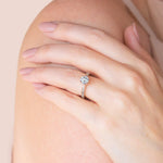 Load image into Gallery viewer, HOPE ROUND CUT MOISSANITE ENGAGEMENT RING