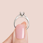 Load image into Gallery viewer, HOPE ROUND CUT MOISSANITE ENGAGEMENT RING