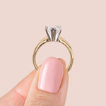 Load image into Gallery viewer, ISLE HEART CUT MOISSANITE ENGAGEMENT RING