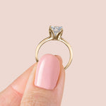 Load image into Gallery viewer, VOWS ROUND CUT MOISSANITE ENGAGEMENT RING