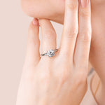 Load image into Gallery viewer, VOWS ROUND CUT MOISSANITE ENGAGEMENT RING