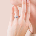 Load image into Gallery viewer, HERO ROUND CUT MOISSANITE ENGAGEMENT RING