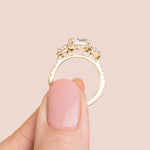 Load image into Gallery viewer, ADDY ROUND CUT MOISSANITE ENGAGEMENT RING