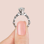 Load image into Gallery viewer, EYRE ROUND CUT MOISSANITE ENGAGEMENT RING