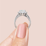 Load image into Gallery viewer, FAUN CLASSIC ROUND CUT MOISSANITE ENGAGEMENT RING