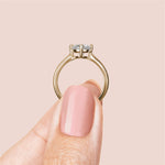 Load image into Gallery viewer, EAVE KITE ROUND CUT MOISSANITE ENGAGEMENT RING