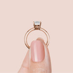 Load image into Gallery viewer, ROMA OVAL CUT MOISSANITE ENGAGEMENT RING