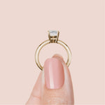 Load image into Gallery viewer, ROMA OVAL CUT MOISSANITE ENGAGEMENT RING