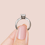 Load image into Gallery viewer, ROMA OVAL CUT MOISSANITE ENGAGEMENT RING