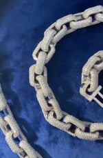 Load image into Gallery viewer, 12MM WHITE GOLD ROUND MOISSANITE LINKING DESIGN CUBAN LINK CHAIN NECKLACE