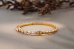 Load image into Gallery viewer, 14K GOLD ULTERNATIVE PEAR/OVAL BANGLE BRACELET