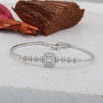 Load image into Gallery viewer, 14K SOLID GOLD BAGUETTE/ROUNDDIAMOND HALO BRACELET