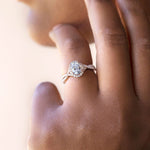 Load image into Gallery viewer, LUSH OVAL CUT MOISSANITE ENGAGEMENT RING