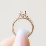 Load image into Gallery viewer, HORA ROUND CUT MOISSANITE ENGAGEMENT RING