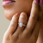 Load image into Gallery viewer, RHOS OVAL CUT MOISSANITE ENGAGEMENT RING