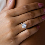 Load image into Gallery viewer, HELM OVAL CUT MOISSANITE ENGAGEMENT RING