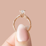 Load image into Gallery viewer, CHIC ACCENTED OVAL CUT MOISSANITE ENGAGEMENT RING