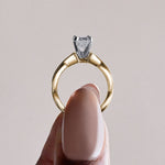 Load image into Gallery viewer, CHIC CLASSIC OVAL CUT MOISSANITE ENGAGEMENT RING