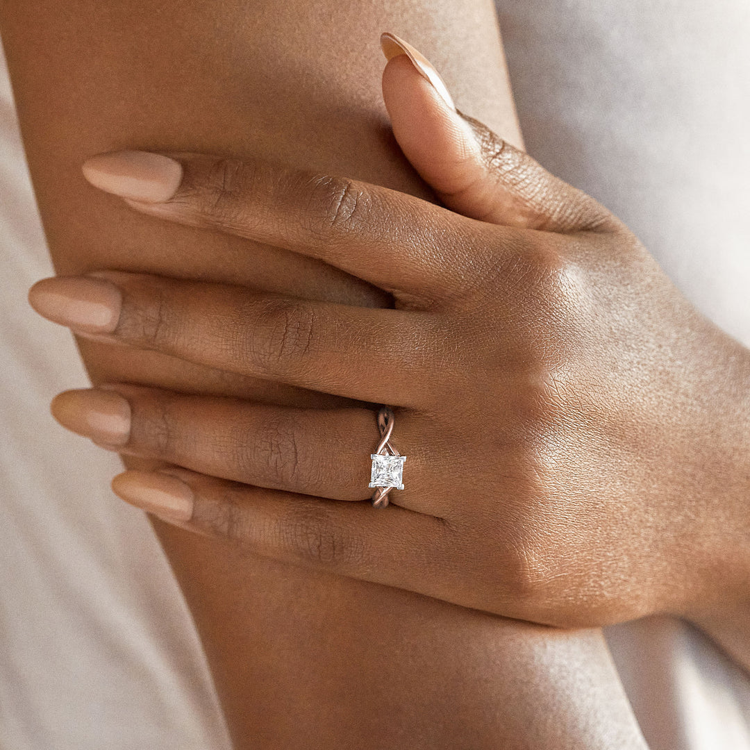 CHIC CLASSIC PRINCESS CUT MOISSANITE ENGAGEMENT RING
