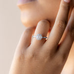 Load image into Gallery viewer, ALTO ROUND CUT MOISSANITE ENGAGEMENT RING