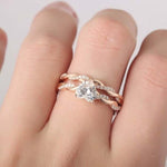 Load image into Gallery viewer, 6.50MM HEART SHAPE 1CT TWISTED BAND MOISSANITE BRIDAL WEDDING RING SET