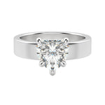 Load image into Gallery viewer, EAVE BOLD HEART CUT MOISSANITE ENGAGEMENT RING
