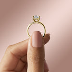 Load image into Gallery viewer, HERA CLASSIC PRINCESS CUT MOISSANITE ENGAGEMENT RING