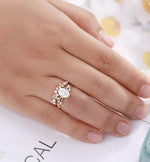 Load image into Gallery viewer, ANTIQUE 1.00CT OVAL CUT BRANCH LEAF ROSE GOLD ANNIVERSARY MOISSANITE RING SET
