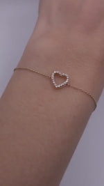 Load image into Gallery viewer, 14K GOLD DELICATE HEART BRACELET