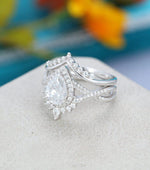 Load image into Gallery viewer, PEAR CUT WHITE GOLD ART DECO CURVED BAND ANNIVERSARY MOISSANITE ENGAGEMENT RING BRIDAL SET