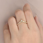 Load image into Gallery viewer, PRINCESS CUT YELLOW GOLD MILGRAIN DETAIL CHEVRON HALF ETERNITY CHEVRON WEDDING BAND