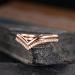 Load image into Gallery viewer, ROSE GOLD V SHAPE CURVED CHEVRON 2PC MATCHING MOISSANITE PROMISE WEDDING BAND