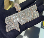 Load image into Gallery viewer, SPEDE MOISSANITE BAGUETTE & ROUND CUSTOMIZED NAME PLATE ICED OUT PENDANT
