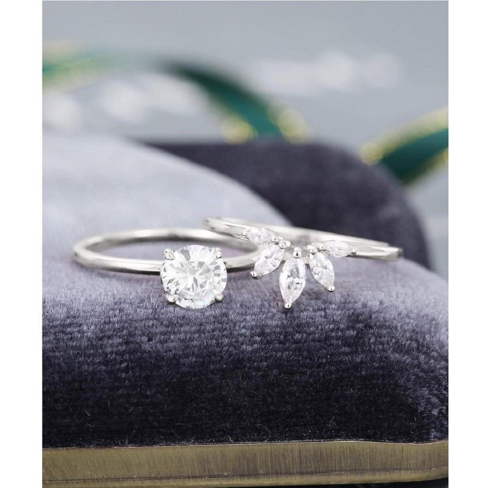 0.70CT ROUND CUT MOISSANITE ENGAGEMENT RING SET WITH MARQUISE SHAPE MATCHING BAND