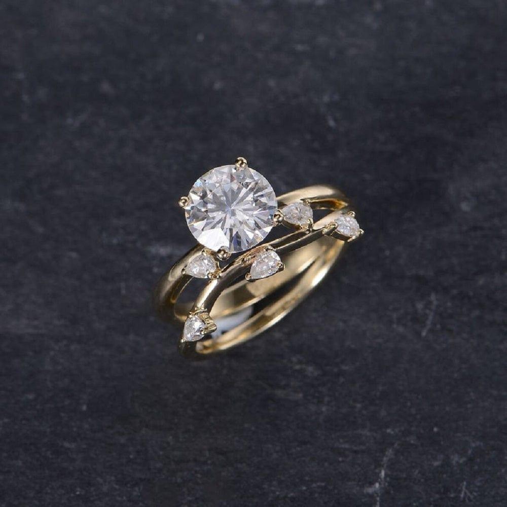 1.00CT PEAR CUT SOLITAIRE YELLOW GOLD MOISSANITE ENGAGEMENT RING BRIDAL SET