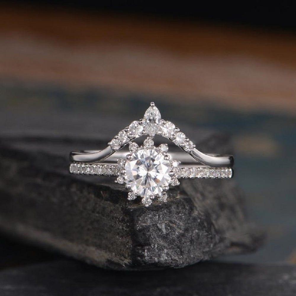 1.00CT ROUND CUT HALO SET HALF ETERNITY ARROW WEDDING BAND MOISSANITE ENGAGEMENT RING