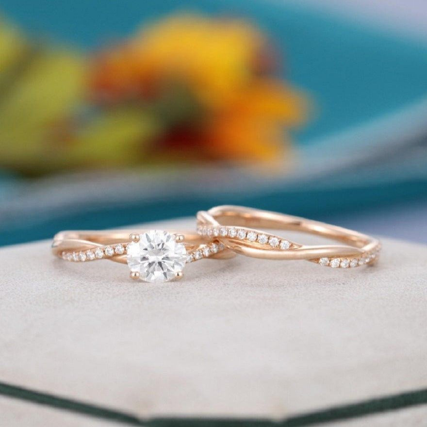 1.00CT ROUND CUT ROSE GOLD HALF ETERNITY TWISTED WEDDING MOISSANITE ENGAGEMENT RING SET