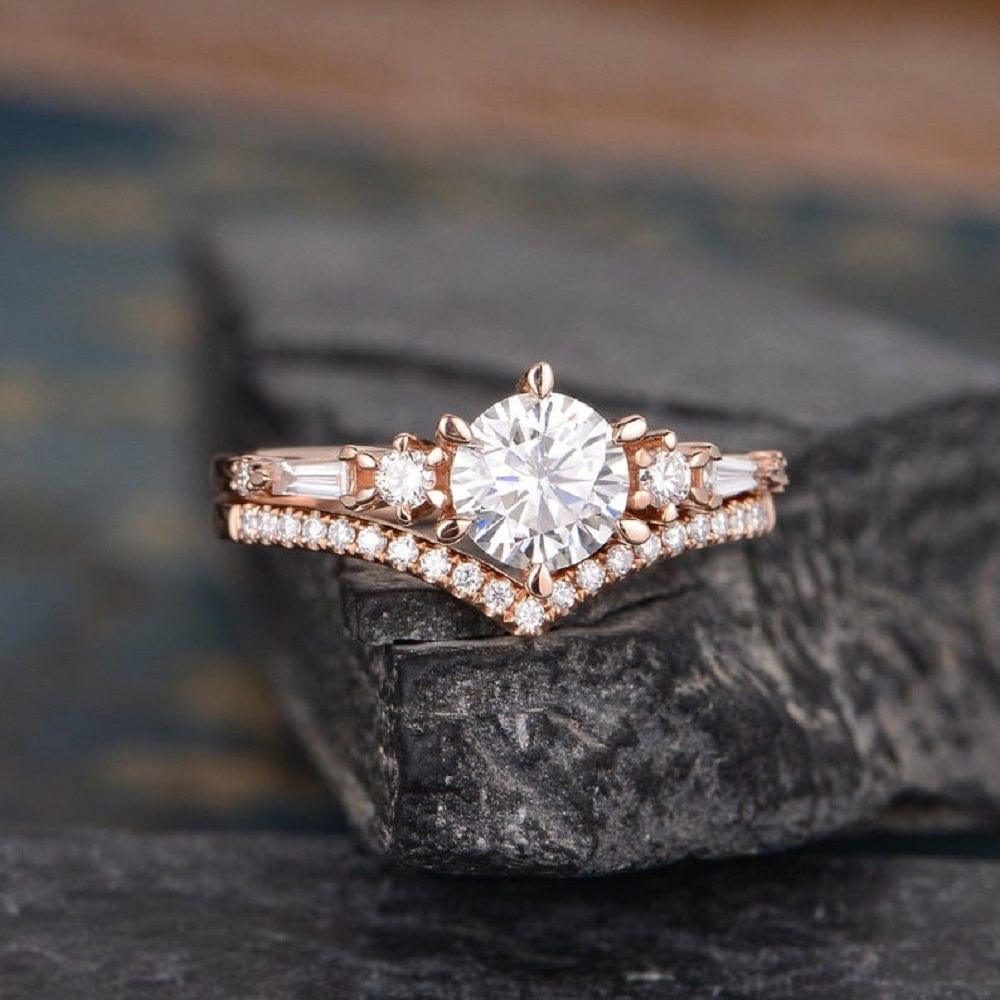 1.0CT ANTIQUE ROSE GOLD BAGUETTE CUT SIDE STONE MOISSANITE ENGAGEMENT RING CURVED SHAPED MATCHING BAND